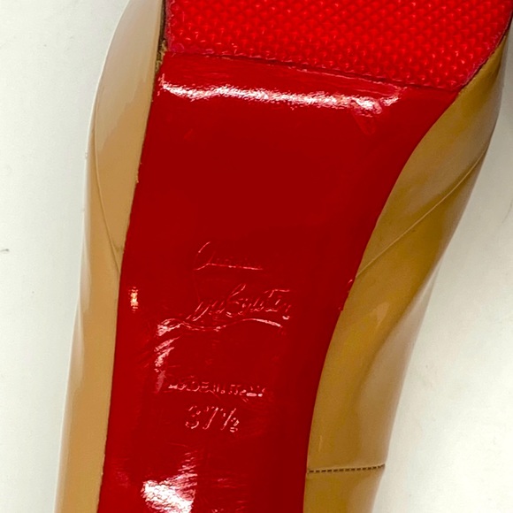 Sexy Nude Round Toe High Heel Pumps By Christian Louboutin. Size 37.5 (7.5 US) - Picture 11 of 13